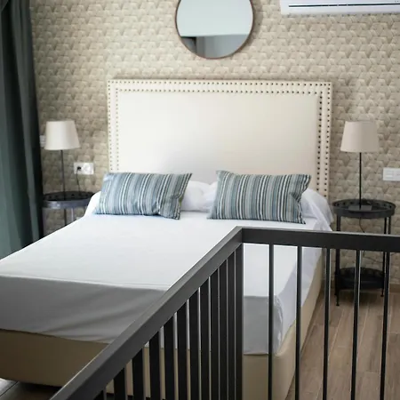 Feelathome Martires Apartments Malaga Exterior photo