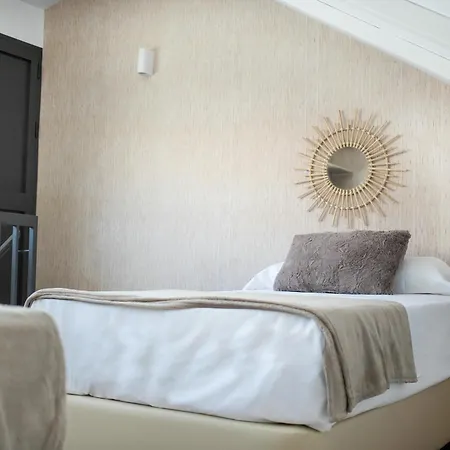 Feelathome Martires Apartments Malaga Exterior photo