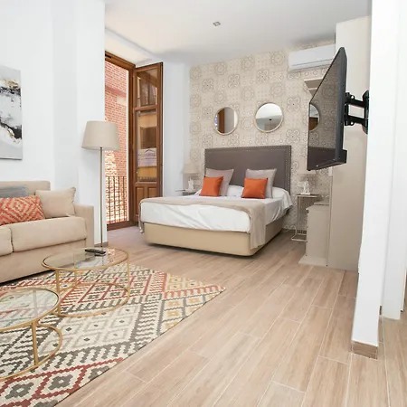 Feelathome Martires Apartments Malaga Exterior photo