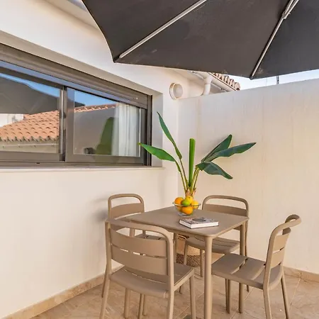 Feelathome Martires Apartments Malaga Exterior photo